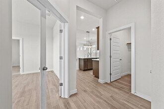 244 Camino Verde in San Marcos, TX - Building Photo - Building Photo