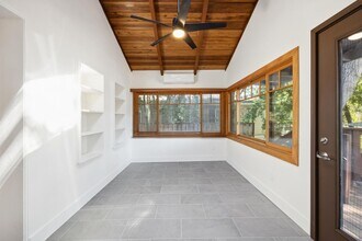 19940 Oakmont Dr in Los Gatos, CA - Building Photo - Building Photo