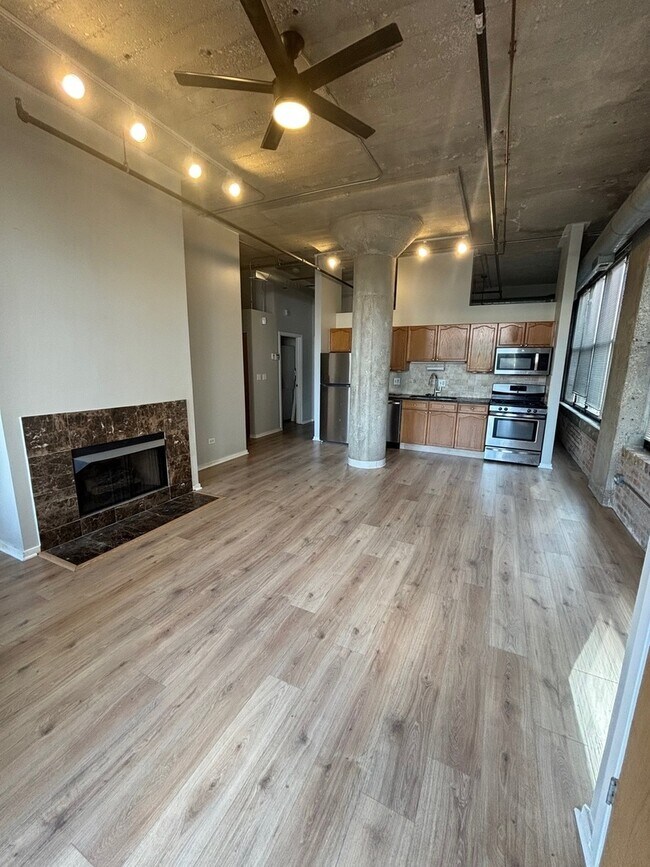 1516 S Wabash Ave in Chicago, IL - Building Photo - Building Photo