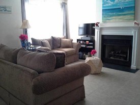 2385 London Pointe Dr