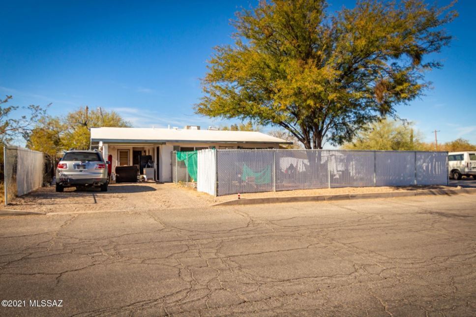 2137 N Belvedere Ave in Tucson, AZ - Building Photo