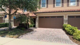 8431 Kelsall Dr in Orlando, FL - Building Photo
