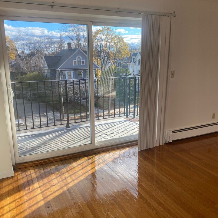 260 Mount Auburn St in Watertown, MA - Building Photo