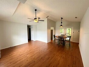 768 Crows Bluff Ln in Sanford, FL - Building Photo - Building Photo
