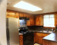 6422 Leedale St photo'