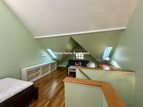 245 River St, Unit 1 in Cambridge, MA - Building Photo - Building Photo