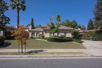 11530 Vauxhall Bridge Dr in Bakersfield, CA - Building Photo - Building Photo