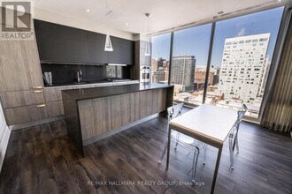300-1300 Lisgar St in Ottawa, ON - Building Photo - Building Photo