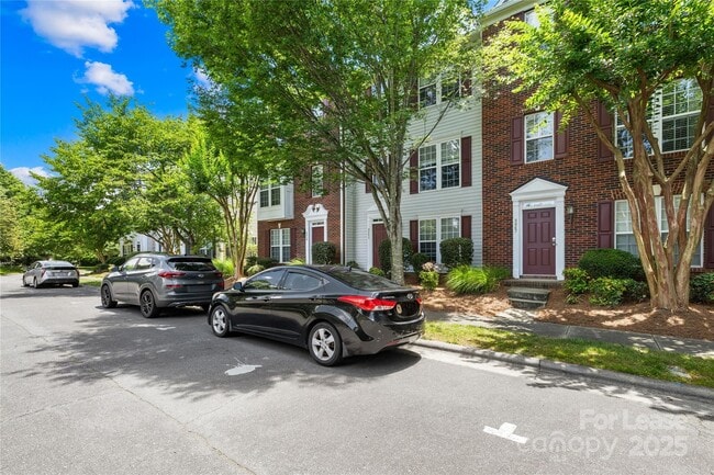 8043 Bristle Toe Ln in Charlotte, NC - Building Photo - Building Photo