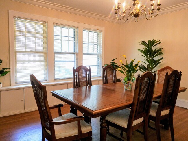 3075 E Overlook Rd in Cleveland Heights, OH - Building Photo - Building Photo