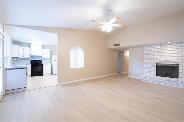 3101 Silverdale Ln in Garland, TX - Building Photo - Building Photo