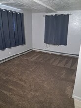 1931 Clinton St in Aurora, CO - Building Photo - Building Photo