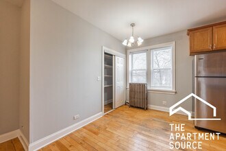 4548 W George St in Chicago, IL - Building Photo - Building Photo