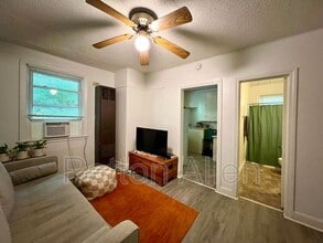 37 Skyview Pl in Asheville, NC - Building Photo - Building Photo