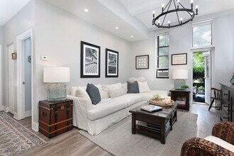 60 Gibson St in Boston, MA - Building Photo - Building Photo