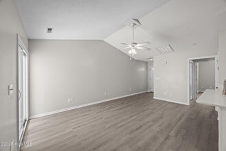 3817 Elizabeth Ave in New Bern, NC - Building Photo - Building Photo