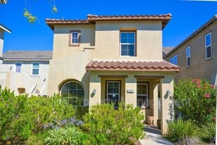3055 Nimes Ln in Oxnard, CA - Building Photo