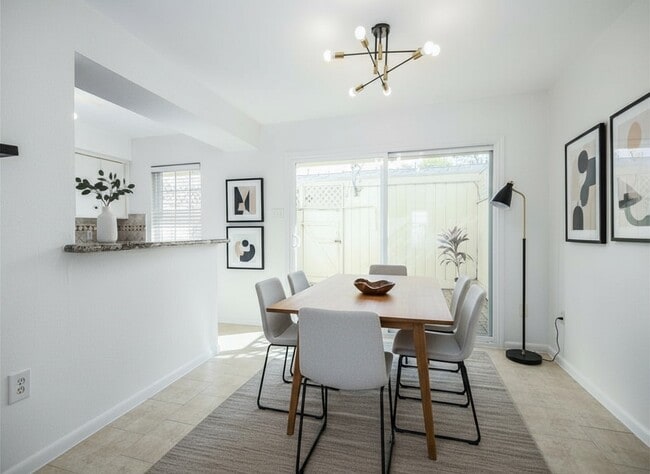 6440 Olympia Dr in Houston, TX - Building Photo - Building Photo