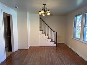 219 Redwood St in Harrisburg, PA - Building Photo - Building Photo