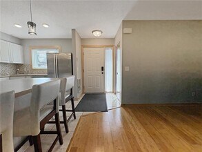 310 Ford Rd in Minneapolis, MN - Building Photo - Building Photo