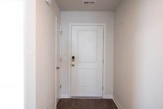 397 Coconut Dr in Bloomingdale, GA - Building Photo - Building Photo