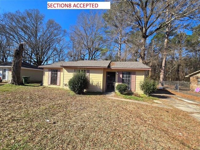 property at 4104 Lone Oak Dr