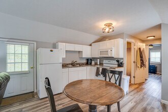 1470 Gulley River Rd, Unit 1 bed 1 bath in Harrogate, TN - Building Photo - Building Photo