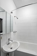 St. Moritz Apartments in Los Angeles, CA - Foto de edificio - Interior Photo