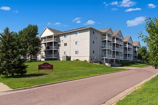 Platinum Valley Apartments