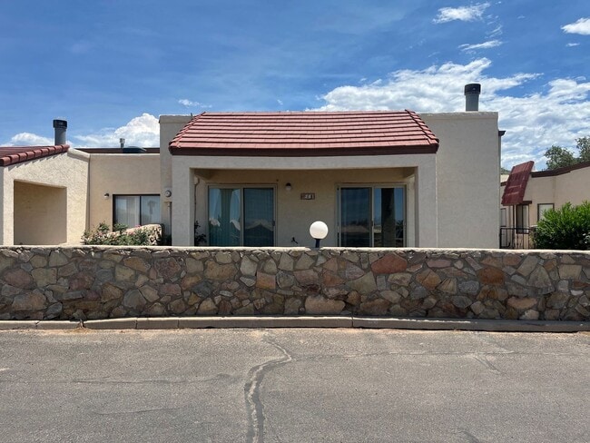 property at 2531 Hamilton Rd