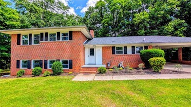 3318 Hilltop Cir in Gainesville, GA - Building Photo - Building Photo