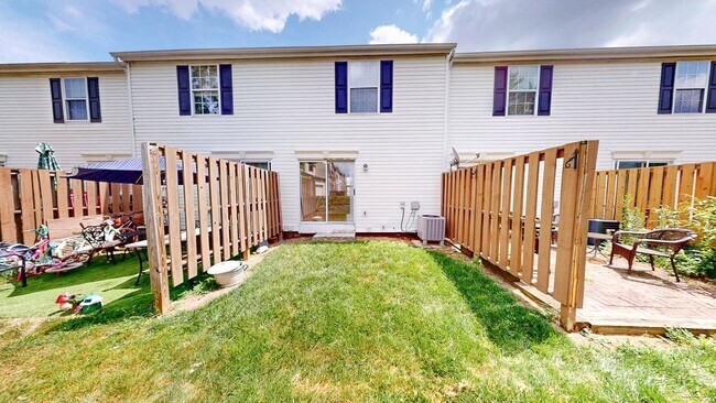 5067 Stoneybrook Blvd in Hilliard, OH - Building Photo - Building Photo