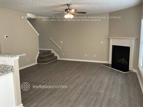 807 Inkberry Rd in Canton, GA - Foto de edificio - Building Photo