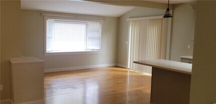 6 South St in Pittsford, NY - Building Photo - Building Photo