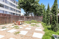 1432 12th St, Unit B in Oakland, CA - Building Photo - Building Photo