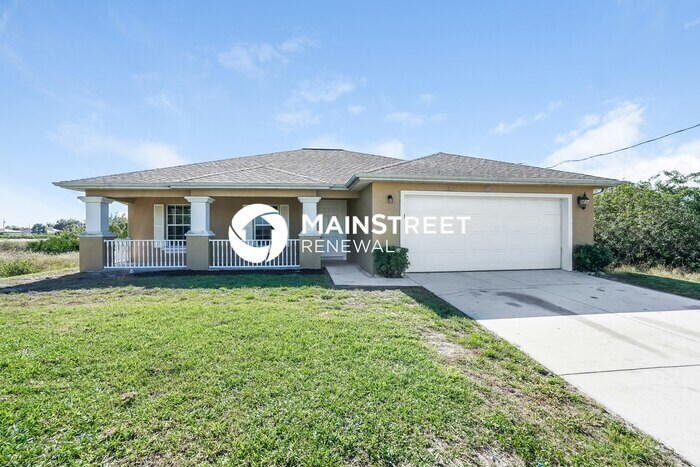 2703 19th St SW in Lehigh Acres, FL - Building Photo
