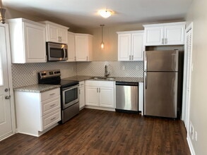 228 Waldo St in Cary, NC - Building Photo - Building Photo