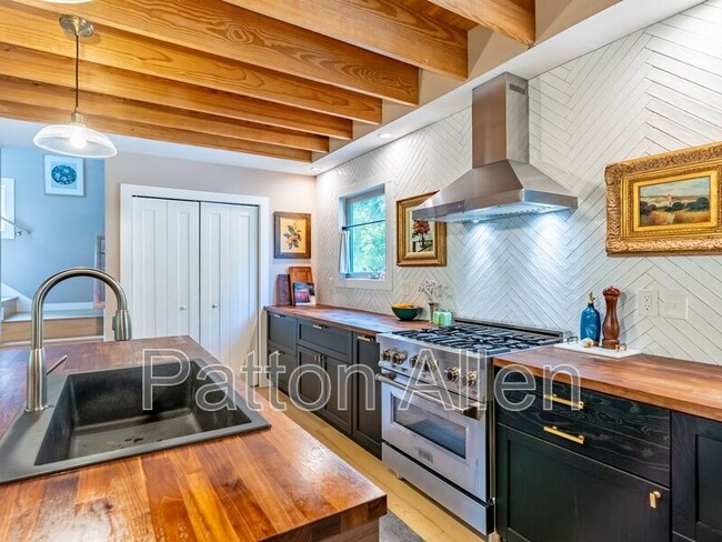 206 Waynesville Ave in Asheville, NC - Building Photo - Building Photo