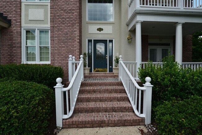 720 River Strand in Chesapeake, VA - Building Photo - Building Photo