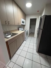 900 NW 17th Ave in Fort Lauderdale, FL - Building Photo - Building Photo