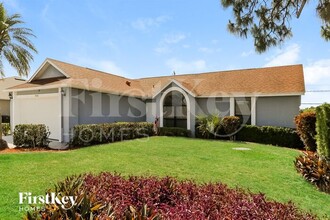 1026 SW Coleman Ave in Port St. Lucie, FL - Building Photo - Building Photo