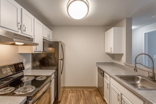 Country Glen Apartments