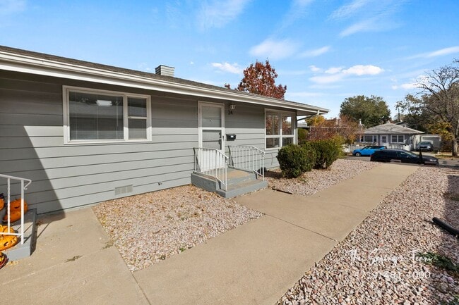 24 N Logan Ave in Colorado Springs, CO - Building Photo - Building Photo