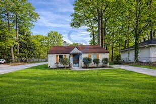 335 Mount Zion Rd in Atlanta, GA - Building Photo