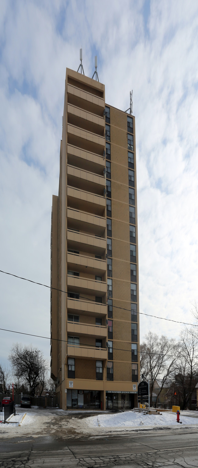 Westbury Park Place in Hamilton, ON - Building Photo - Building Photo