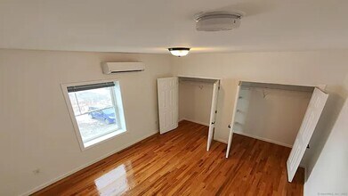 48 High St in Bristol, CT - Building Photo - Building Photo