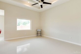 10 Notre Dame Ave in McAllen, TX - Building Photo - Building Photo