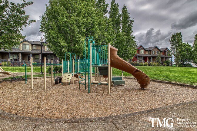 1491 NE Lockheart Ln in Hillsboro, OR - Building Photo - Building Photo