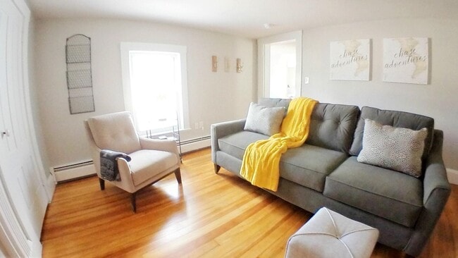 property at 23 Portsmouth Ave