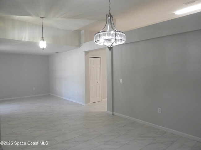895 Brookson Ave NW in Palm Bay, FL - Building Photo - Building Photo
